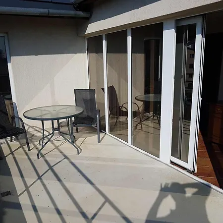 30 Apartament